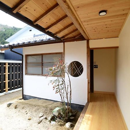 北房まちの駅 ゲストハウス Maniwa المظهر الخارجي الصورة